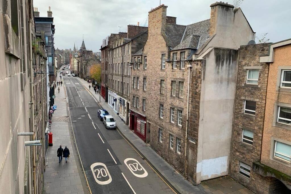 The Perfect Home On Royal Mile Edinburgh Eksteriør billede